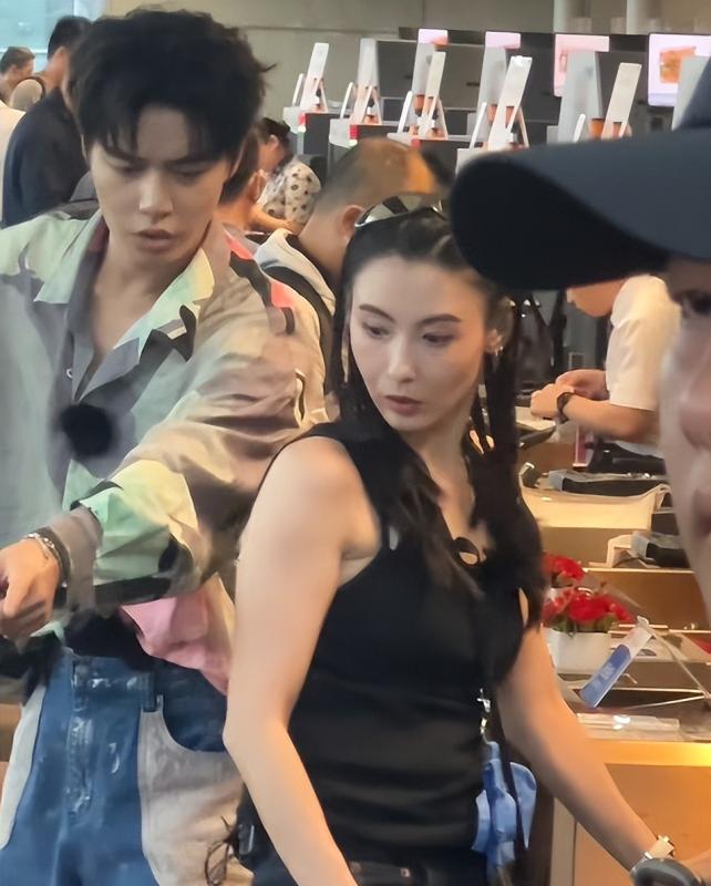 Cam thường mới không còn vết tích thẩm mỹ của Trương Bá Chi- Ảnh 10.