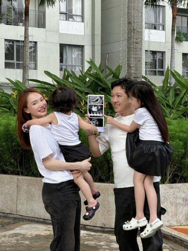 Bắt gặp Nhã Phương cận ngày lâm bồn, thái độ khi khán giả xin chụp ảnh như thế nào?- Ảnh 5.