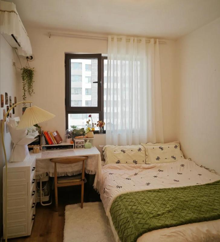 Ông bà dặn: Giường kê sát hai bức tường thì nhà dễ ốm đau - tránh ngay 2 bức tường đại kỵ này- Ảnh 1.