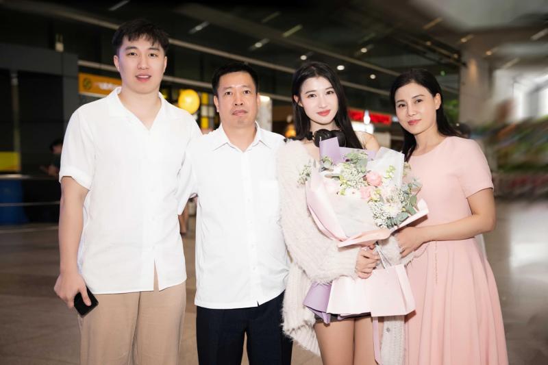 Gia thế Á hậu Phương Nhi trước khi thành con dâu nhà tỷ phú- Ảnh 4.