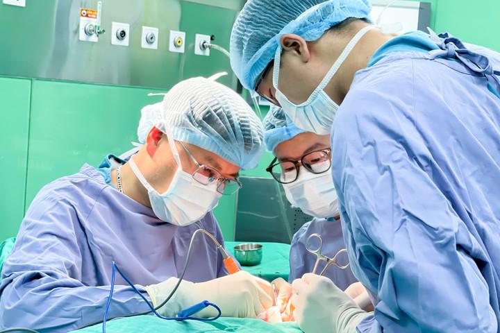 5 năm, 5 lần mổ sỏi thận do u tuyến cận giáp- Ảnh 2.