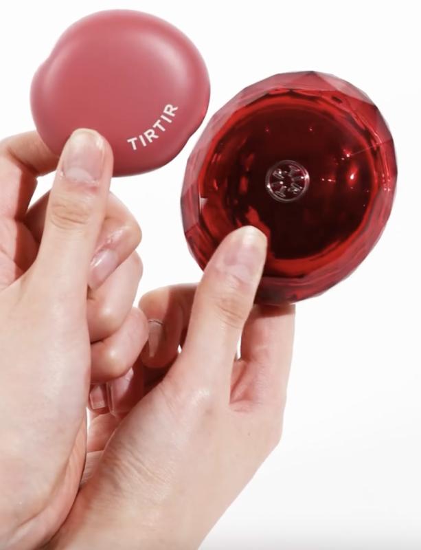 8 hộp cushion xứ Hàn đáng mua nhất năm: Chọn đúng, da đẹp ngay từ cái chạm đầu tiên- Ảnh 5.