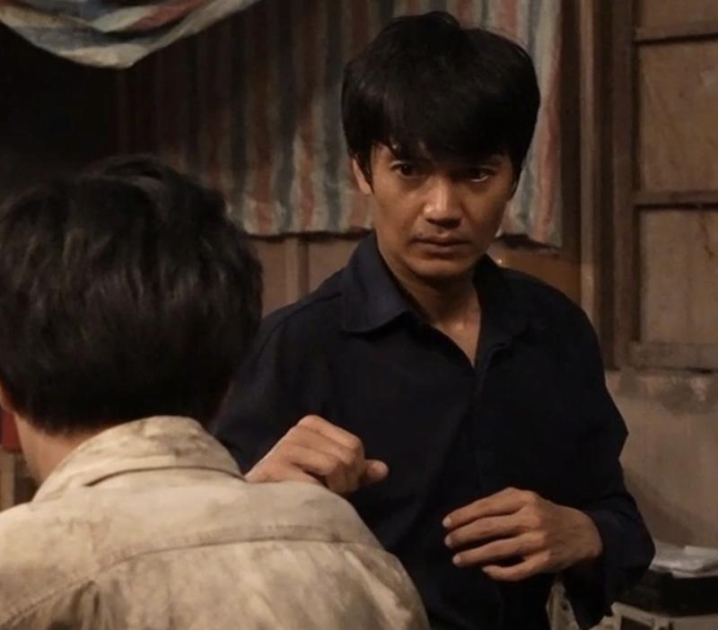 Nam diễn viên Việt duy nhất đóng 4 phim trăm tỷ trong cùng 1 năm: Diễn hay miễn bàn, thời tới cản không kịp- Ảnh 4. Nam diễn viên Việt duy nhất đóng 4 phim trăm tỷ trong cùng 1 năm: Diễn hay miễn bàn, thời tới cản không kịp- Ảnh 4.