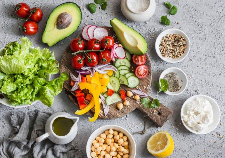 Giảm carbohydrate hay ăn uống cân bằng? Bí quyết giảm cân hiệu quả mà vẫn không phải kiêng khem khổ sở- Ảnh 1.