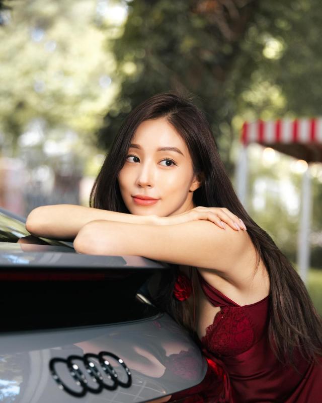 Hot girl đường phố mặc đơn giản vẫn hút hơn 16 triệu người xem là ai?- Ảnh 6.