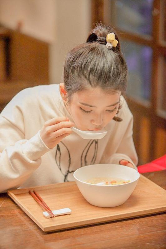Loại canh nóng hổi của mùa đông, càng ăn càng giảm cân mới lạ!- Ảnh 3.