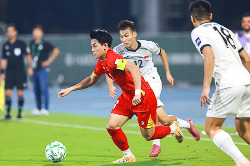 Lịch sử đối đầu U23 Việt Nam và U23 Trung Quốc: Chờ Đình Bắc cùng đồng đội tạo nên kỳ tích- Ảnh 1.