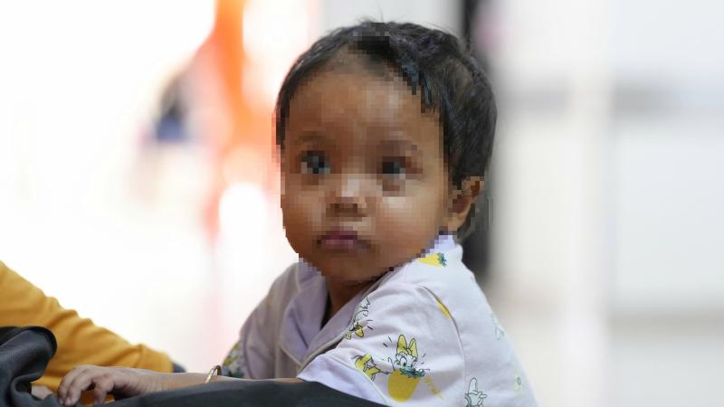 Bé gái bị nhiễm độc từ chính mình, đi 6 bệnh viện không phát hiện ra- Ảnh 1.