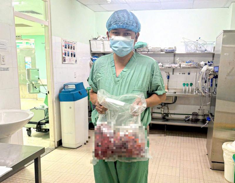 Kỳ tích y học tại Huế: Ca mổ chỉ 2 nơi trên thế giới làm được- Ảnh 2.
