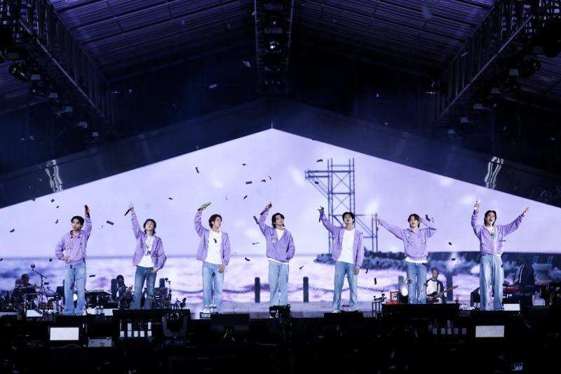 7 chàng trai làm nên lịch sử: Tổ chức concert miễn phí 18 nghìn người, được Ủy ban Di sản Văn hóa Quốc gia cho làm điều ngoại lệ- Ảnh 1.