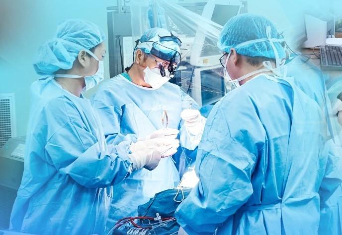 Lần đầu tiên Việt Nam điều trị thành công ca bệnh hiếm gặp trong y văn bằng kĩ thuật đột phá- Ảnh 1.