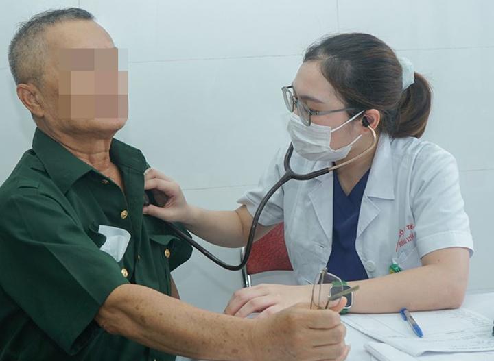 Không phải bệnh nhân nào cũng áp dụng kê đơn thuốc ngoại trú 90 ngày- Ảnh 1.