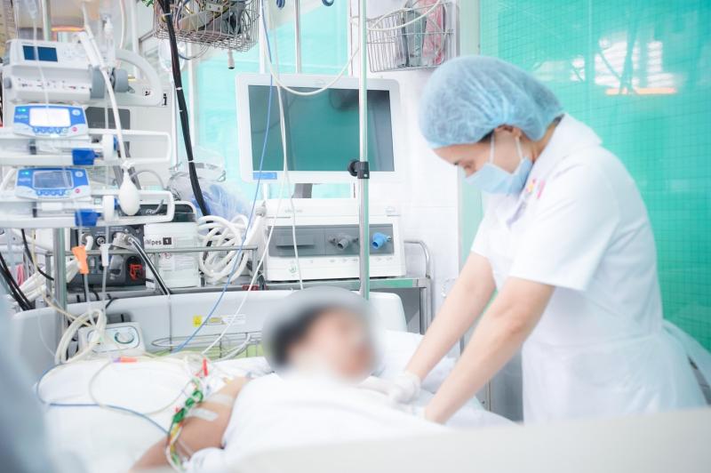Tết Dương lịch: Quá tải cấp cứu vì tai nạn giao thông, đả thương và ngộ độc- Ảnh 1.