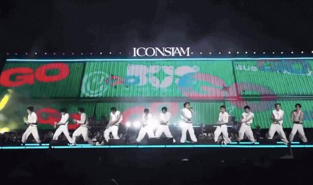 Không ai ngờ tân binh "trẻ trâu" nhất Kbiz cũng có ngày này!- Ảnh 2.