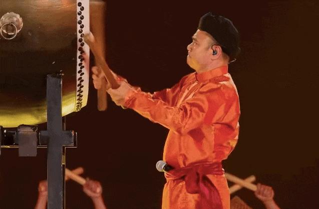 Việt Nam có Giám đốc Nhà hát vừa bảo vệ thành công luận án Tiến sĩ, chạy show Bắc - Nam cả nước biết tên- Ảnh 7.