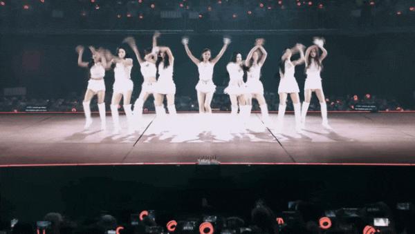 Sự hết thời của nhóm nữ quốc dân: Ngày càng ế vé, concert “trống hoác” lèo tèo người xem- Ảnh 8.