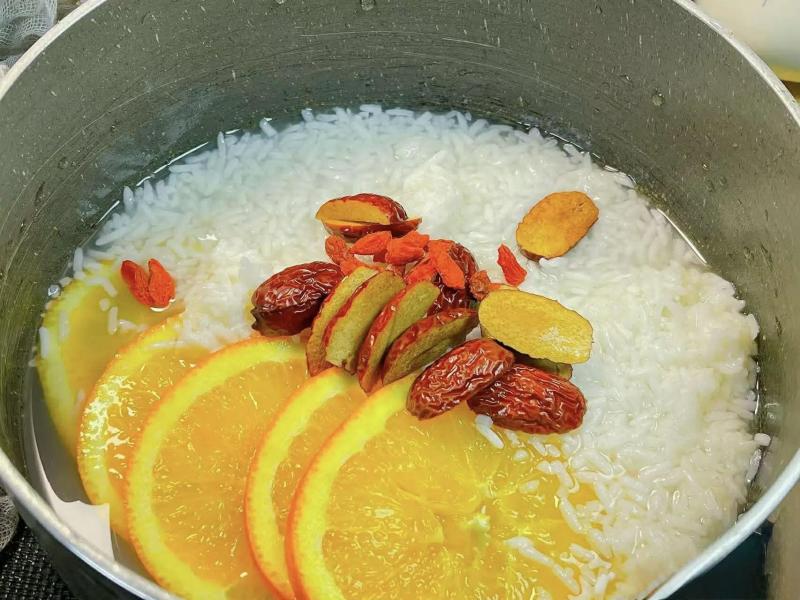 Hóa ra vì tôi hay ăn 3 món này mà da luôn hồng hào, khí huyết lưu thông tốt và tay chân không bao giờ bị lạnh- Ảnh 9.
