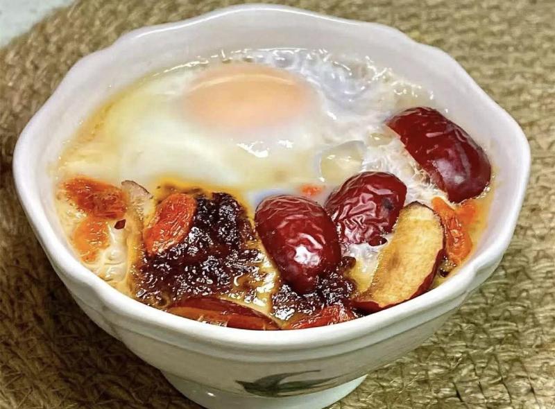 Hóa ra vì tôi hay ăn 3 món này mà da luôn hồng hào, khí huyết lưu thông tốt và tay chân không bao giờ bị lạnh- Ảnh 1.