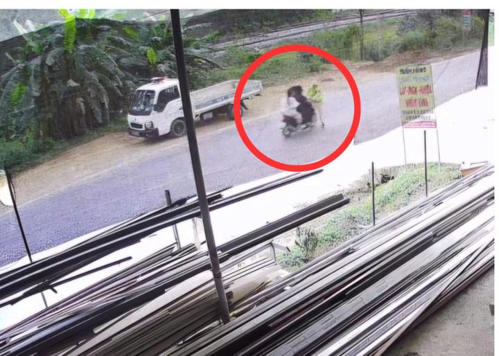 Sức khoẻ Thượng uý CSGT bị xe máy 'kẹp' 3 tông trọng thương giờ ra sao?- Ảnh 1.