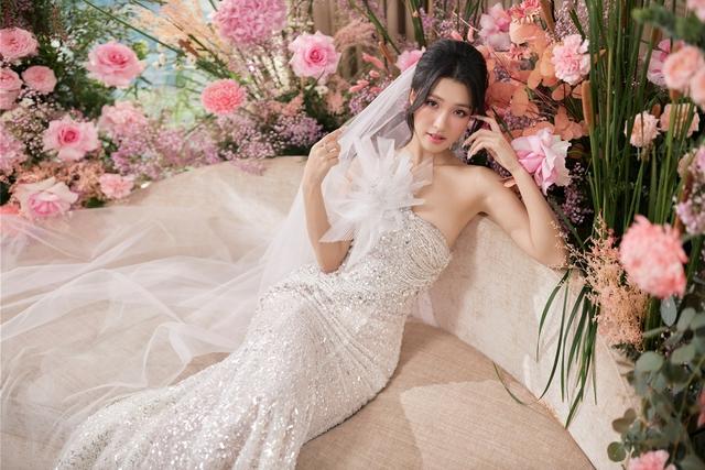 Ảnh cưới của Á hậu Phương Nhi: Visual và thần thái 100 điểm!- Ảnh 5.