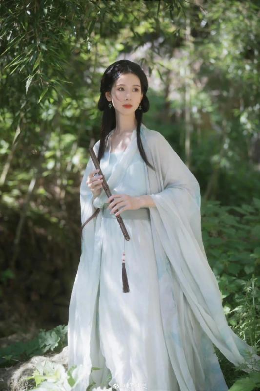 "Thần tiên tỷ tỷ thế hệ mới" xứ Trung da trắng mịn nổi bật: Ngày nào cũng ăn 1 thứ chợ Việt bán đầy để da mọng collagen, rất tốt sức khỏe- Ảnh 3.