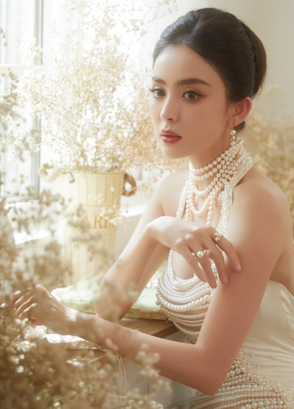Tuổi băm của Cổ Lực Na Trát khiến vạn cô gái 18 cũng ước ao: Bí quyết trẻ đẹp bền vững theo thời gian đã được tiết lộ- Ảnh 6.