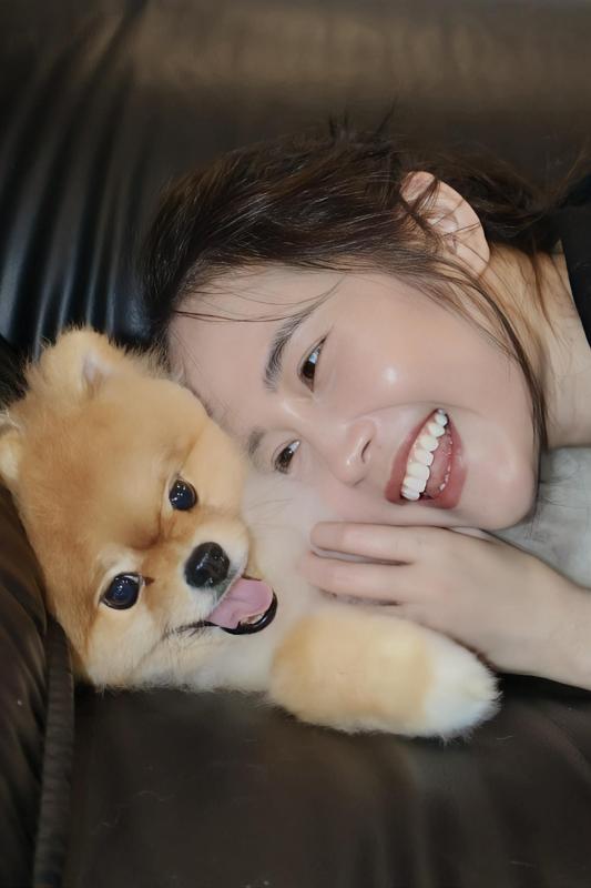 Mỹ nhân 35 tuổi đốn tim người hâm mộ khi đứng cạnh chồng: Vô tình để lộ bí quyết trẻ lâu mọi phụ nữ đều xứng đáng sở hữu- Ảnh 8.