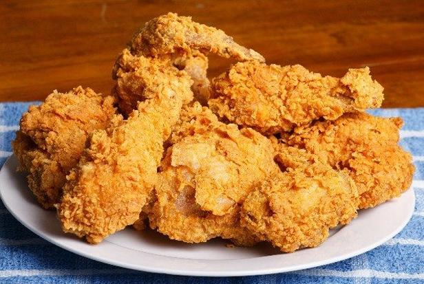 Bác sĩ nói thẳng: Có 3 món tôi tuyệt đối không ăn, một loại còn bị WHO xếp vào nhóm gây ung thư bậc nhất- Ảnh 1.