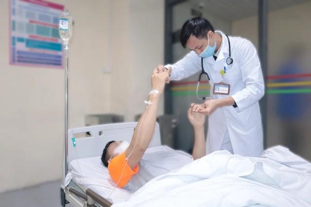 Đột quỵ mùa lạnh: Khi "sát thủ âm thầm" tìm đến cả người trẻ, BS bệnh viện Bạch Mai chỉ ra 5 nguyên tắc vàng phòng ngừa đột quỵ- Ảnh 3.