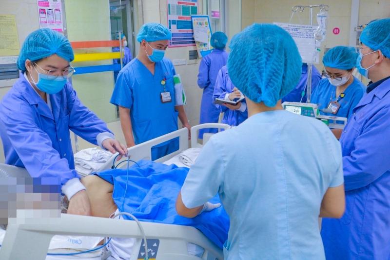 Bác sĩ chỉ rõ thói quen phổ biến khiến nhiều người ĐỘT QUỴ ở tuổi 30, tổn thương cả 3 nhánh động mạch vành- Ảnh 1.