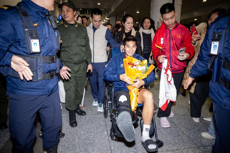 Phỏng vấn bố Hiểu Minh U23 Việt Nam: Rớm nước mắt hé lộ lời động viên con trai chấn thương- Ảnh 1.