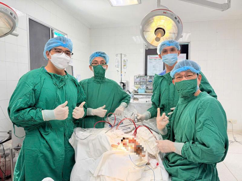 Một ca bệnh mà Bệnh viện Tai Mũi Họng TPHCM mới gặp lại trong vòng 20 năm- Ảnh 2.