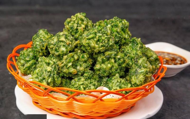 Chợ Việt đang bán đầy loại rau người Trung Quốc ví là "rau Hoàng đế": Nấu kiểu này cả nhà cùng mê- Ảnh 2.