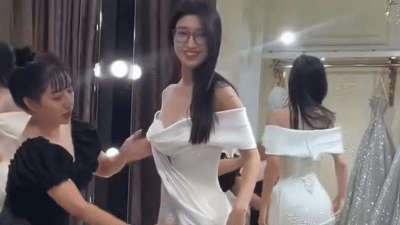 Phương Nhi đi thử váy cưới- Ảnh 1.