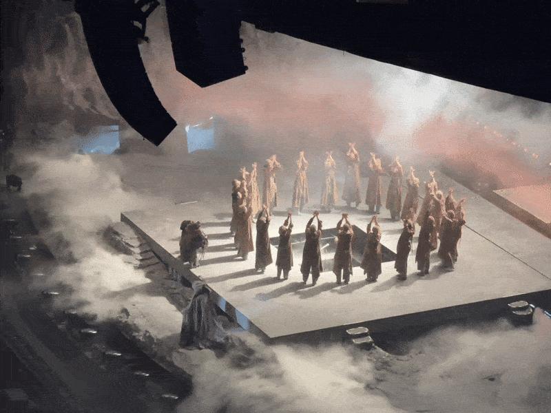Siêu concert bị nghi hút hết "vận khí": Yêu cầu khán giả mang một nắm đất và khai địa chỉ, nhưng chi tiết này mới đáng sợ nhất- Ảnh 2.