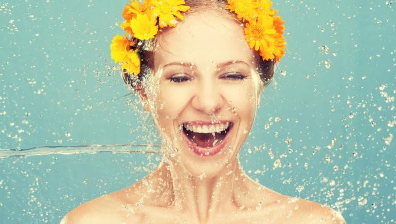 BS da liễu nói thẳng: Đây là lý do da phụ nữ nhanh sạm, nhăn hơn vào mùa lạnh, đáng tiếc nhiều người không biết- Ảnh 2.