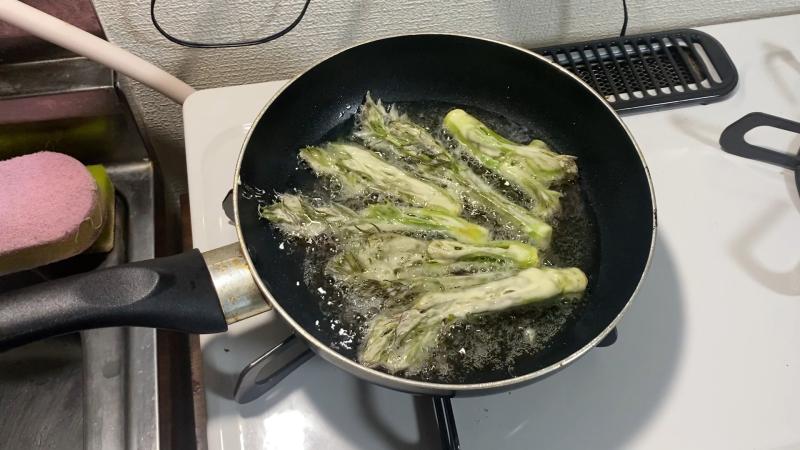 Thứ rau dại ở Việt Nam, Trung Quốc ví là “cao lương mỹ vị số 1 thế giới”: Nấu kiểu này bao nhiêu cũng hết- Ảnh 5.
