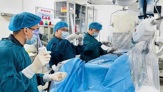 Người trẻ bị đột quỵ ngày càng nhiều và cảnh báo của bác sĩ- Ảnh 1.