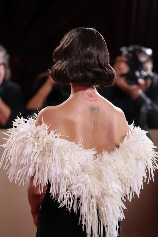 Bạch Tuyết Hollywood "đá bay" Lisa khỏi bảng xếp hạng, là Top 1 trong lòng Vogue- Ảnh 6.