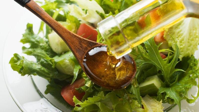 Trời càng lạnh cơ thể càng cần loại rau này: Giúp tăng cường miễn dịch, củng cố xương khớp và giữ đôi mắt luôn khỏe- Ảnh 2.