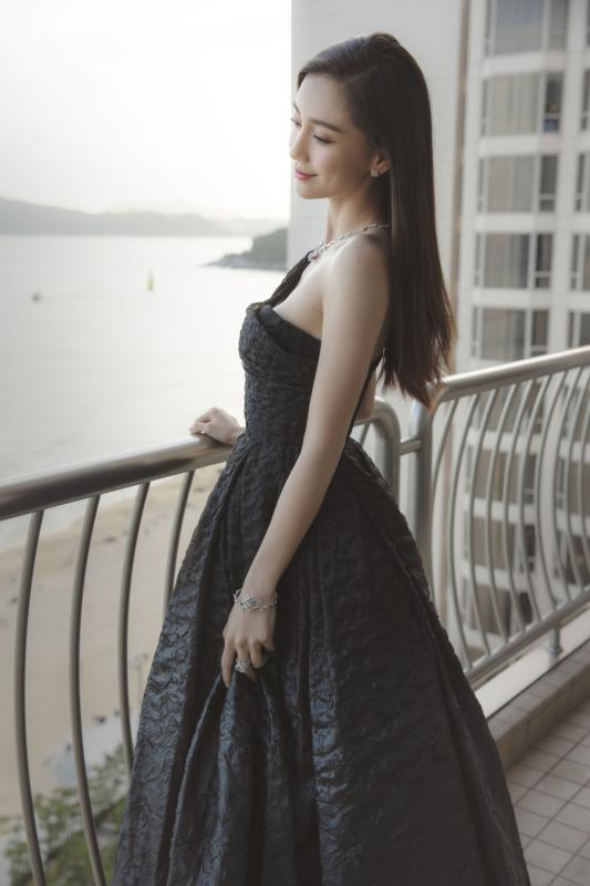Địch Lệ Nhiệt Ba lại bị Dior xử tệ?- Ảnh 7.