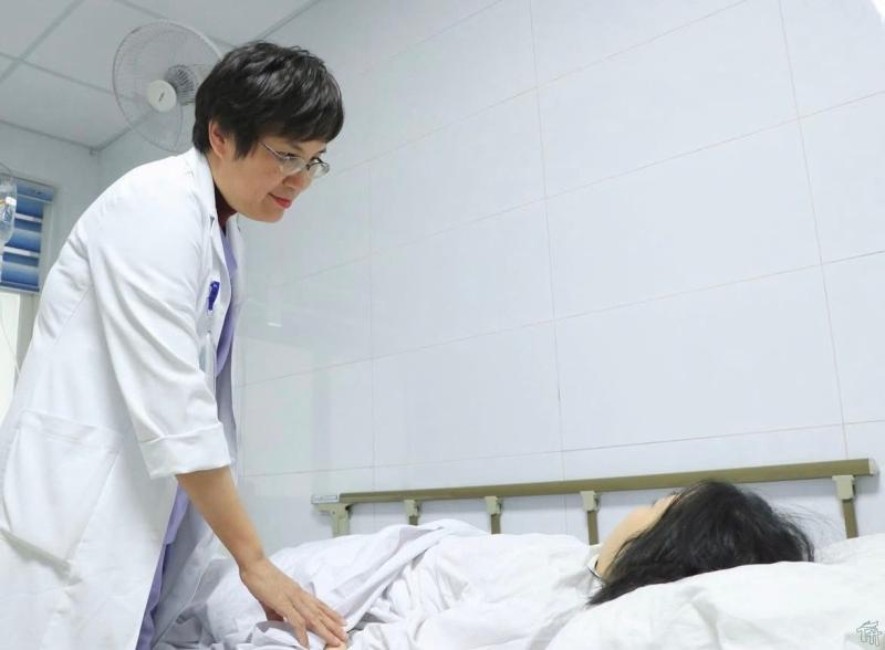 Kỹ thuật hiện đại đem lại hạnh phúc cho cô gái bị dị tật sinh dục bẩm sinh hiếm gặp- Ảnh 2.