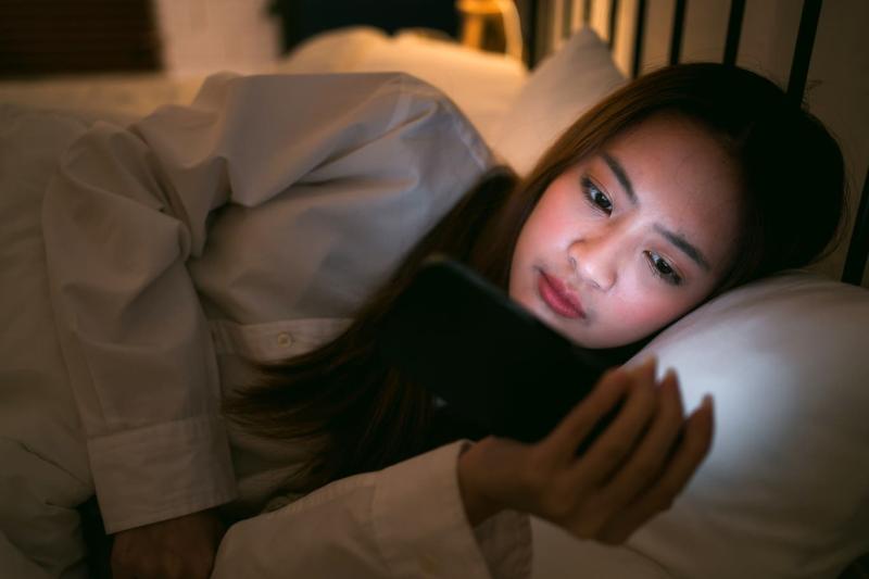 Tôi thử đi ngủ sớm hơn 30 phút mỗi tối trong một tuần và đây là điều không ngờ xảy ra- Ảnh 1.