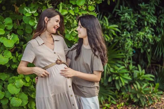 Các nhà khoa học tìm ra cách “trẻ hóa” trứng cho IVF Cánh cửa mới cho phụ nữ mang thai sau tuổi 40- Ảnh 1.