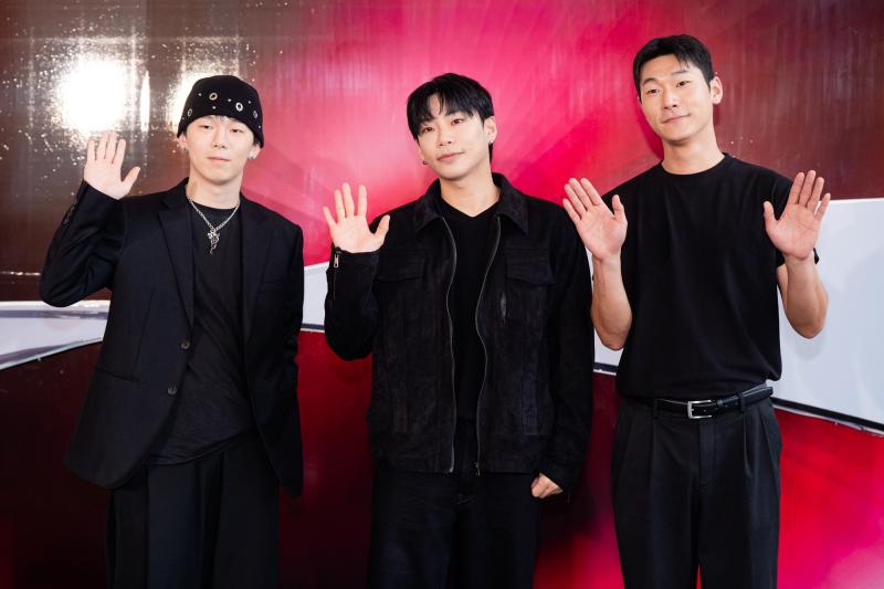 Zoom cận nhóm nam đầu tiên của Việt Nam bước ra từ show "sống còn", visual và tài năng có đủ làm nên chuyện- Ảnh 5.