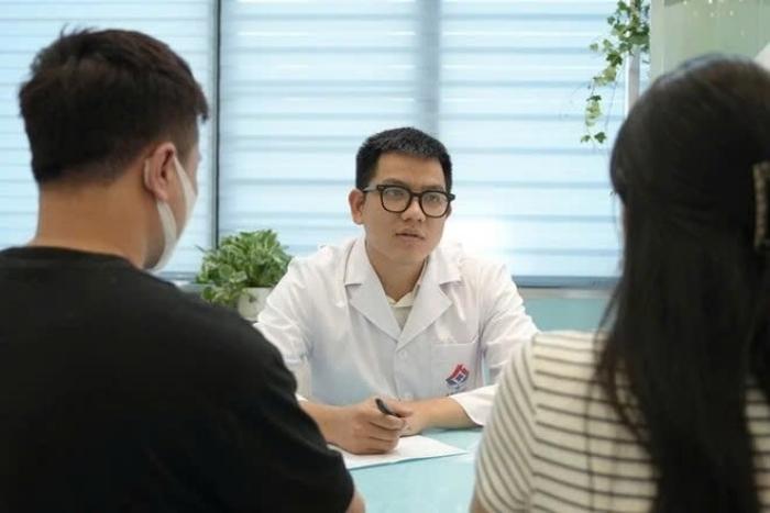 Sắp cưới vợ, người đàn ông 30 tuổi phát hiện sùi mào gà khi khám tiền hôn nhân- Ảnh 1.