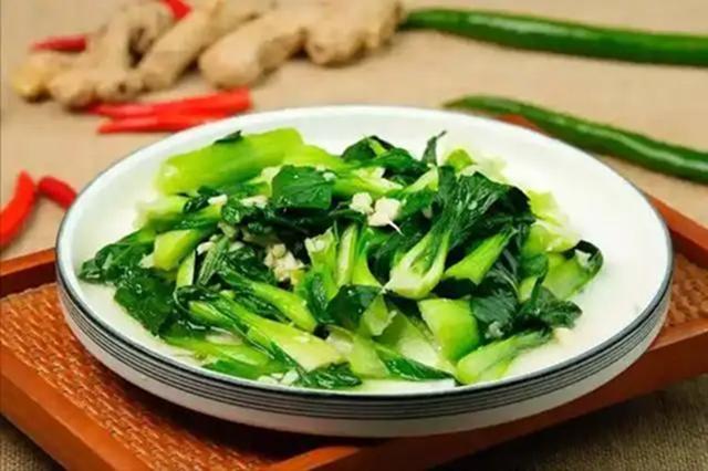Ngày càng nhiều người bị đột quỵ, bác sĩ khuyên: Tuổi nào trước khi ngủ cũng phải tránh 5 việc này- Ảnh 2.