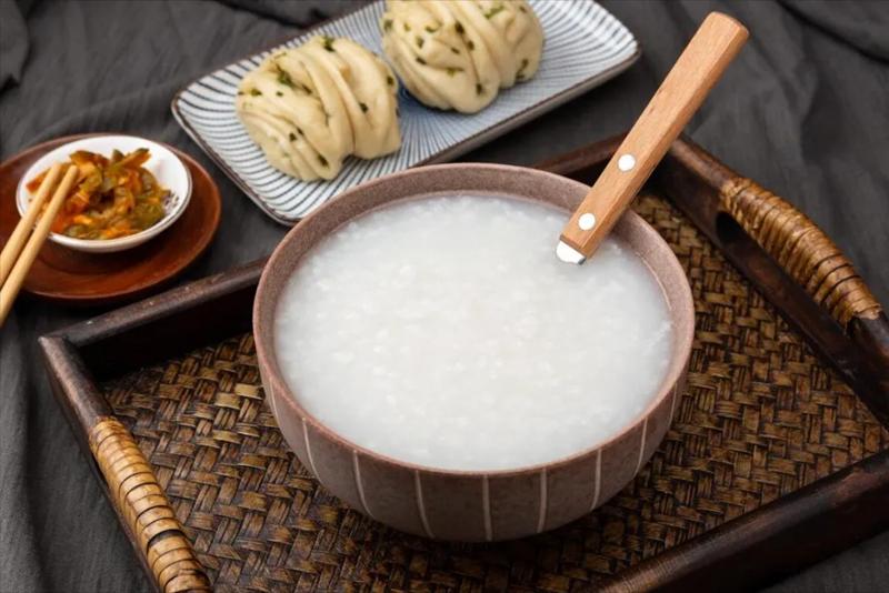 2 loại cháo này ăn thường xuyên hại dạ dày, thậm chí gây ung thư nhưng nhiều người ăn mỗi ngày- Ảnh 1.