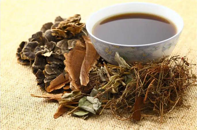 Cảnh báo Giác với thuốc Nam không rõ nguồn gốc gây tổn thương thận trọng- Ảnh 1.