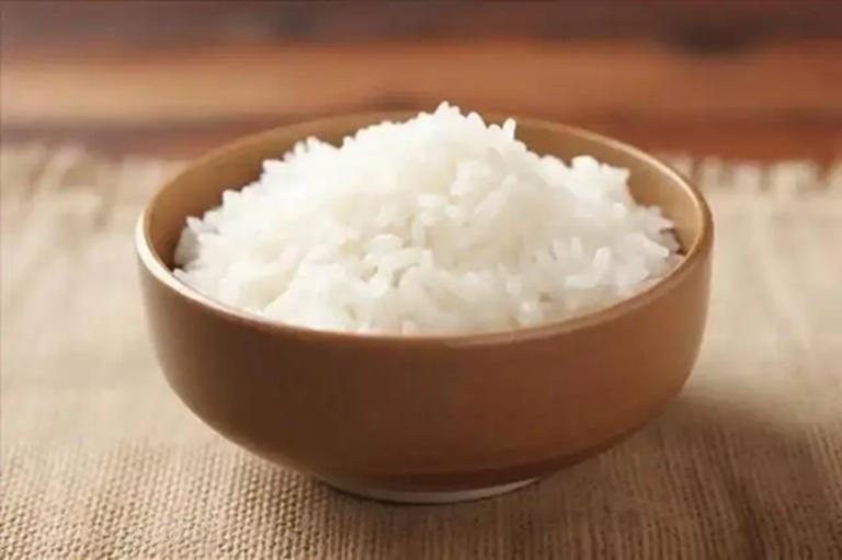 Ngày càng có nhiều người chết vì bệnh tiểu đường, bác sĩ nói thẳng: Thà ngồi chơi cả ngày còn hơn làm 5 việc này- Ảnh 3.